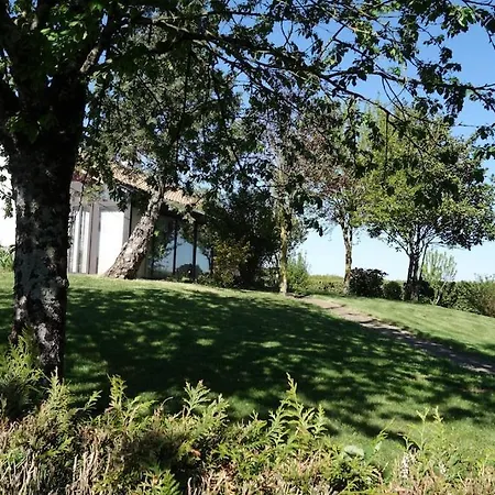 Ferienhaus A Proximite Du Futuroscope Et Des Marais Poitevin Rouille